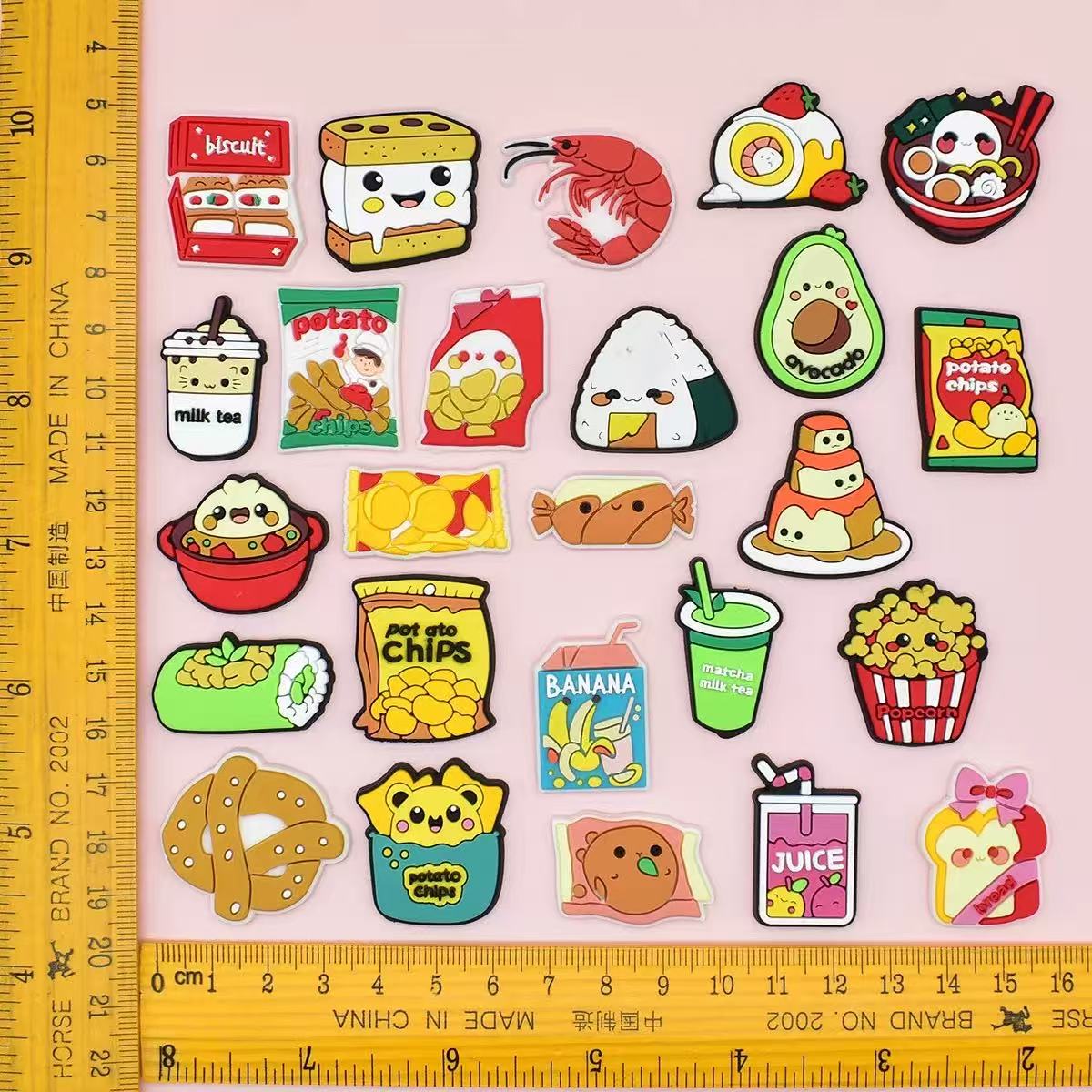 مجموعة زينة أحذية بتصميمات متن - مراجعة Food Snacks Drinks وسعره